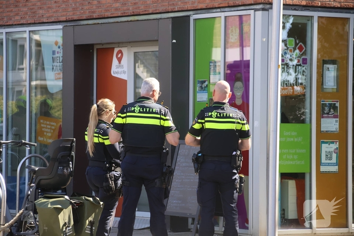 Hinderlijke lucht in pand leidt tot spoedactie