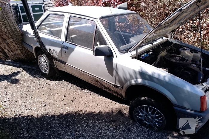 Bestuurder raakt gewond na ongeval