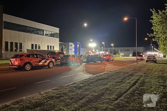 Brandweer bestrijdt ernstige brand