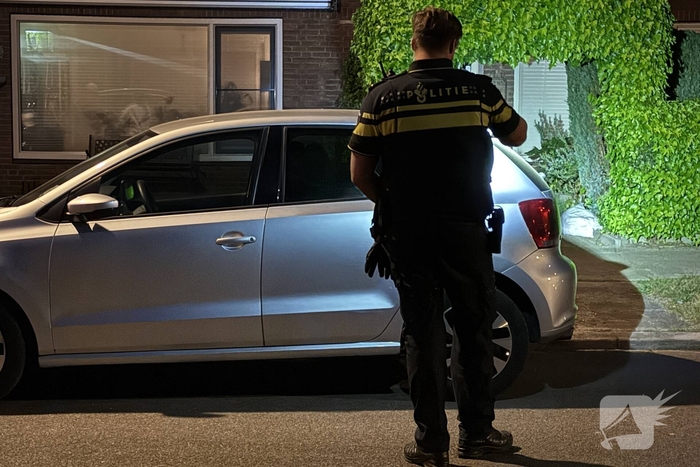 Fietser gewond bij botsing met geparkeerde auto's