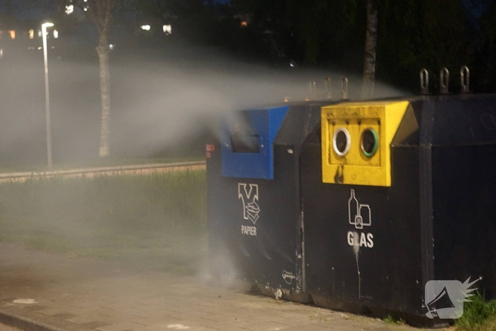 Brand in container snel onder controle