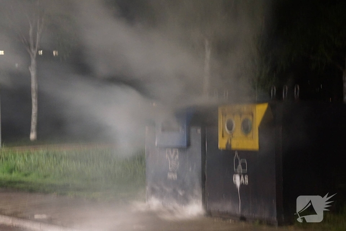 Brand in container snel onder controle