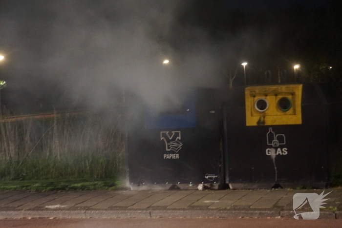 Brand in container snel onder controle