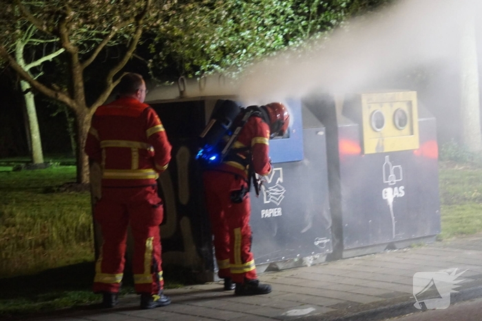 Brand in container snel onder controle