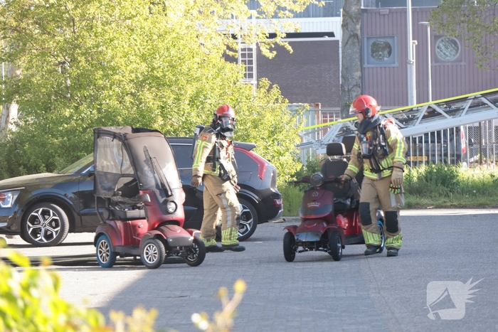 Felle brand veroorzaakt schade in bedrijfsverzamelcomplex