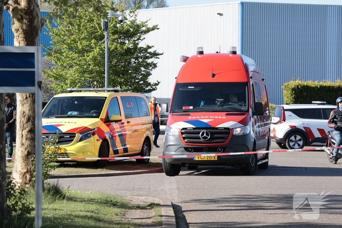 Felle brand veroorzaakt schade in bedrijfsverzamelcomplex