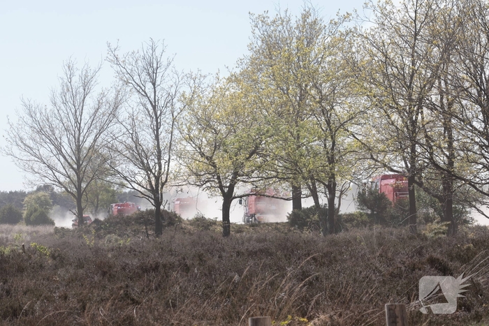 Grote brand op oefenterrein defensie