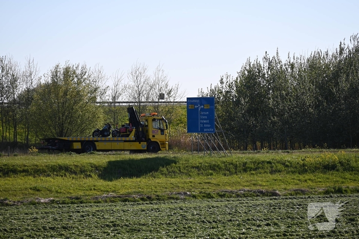 Motorrijder raakt van de weg