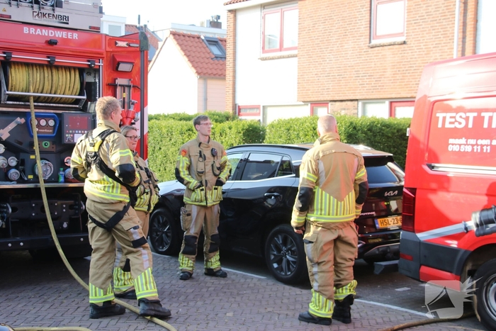 Bewoner ademt rook in bij brand