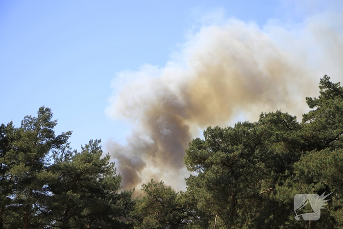 Heidebrand op oefenterrein Defensie snel opgeschaald
