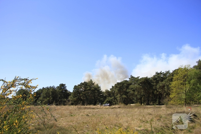 Heidebrand op oefenterrein Defensie snel opgeschaald