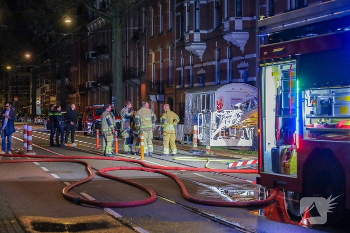 Brand op dak van woning geblust