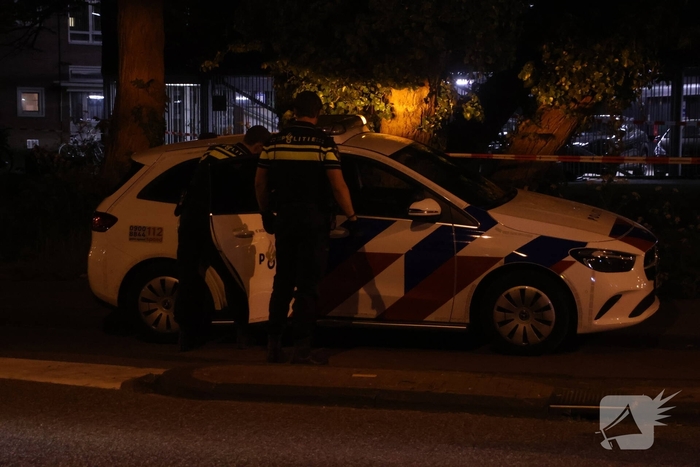 Politie houdt persoon aan na steekpartij