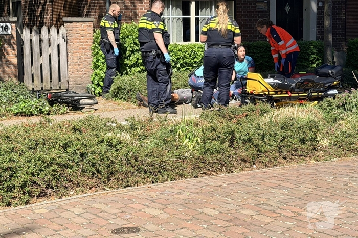 Fietser zwaargewond na val