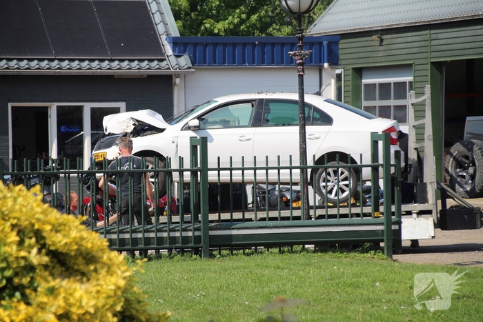Auto's beschadigd na botsing