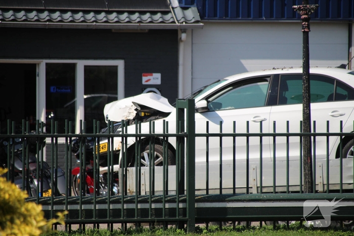 Auto's beschadigd na botsing
