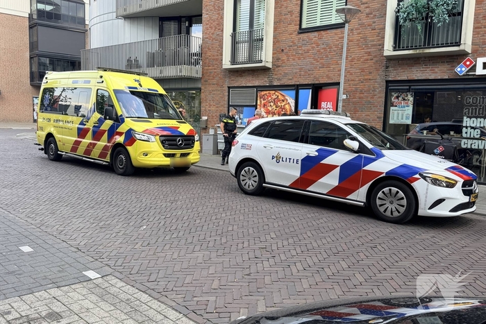 Scooterrijder komt ten val en zoekt zelf medische hulp