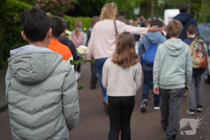 Scholieren houden indrukwekkende herdenkingen
