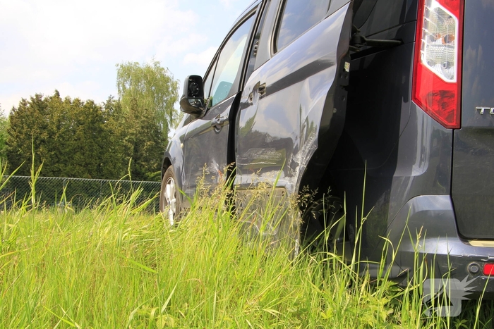 Aanrijding met forse schade door blackout