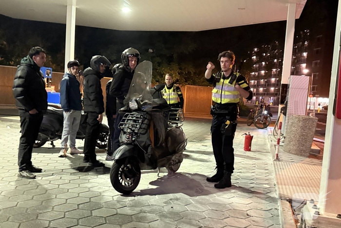Brand in scooter snel geblust door omstanders