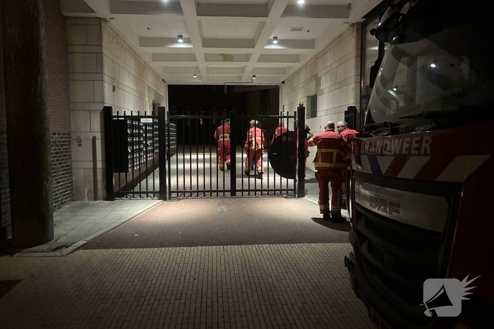 Boiler valt van muur en veroorzaakt waterlekkage
