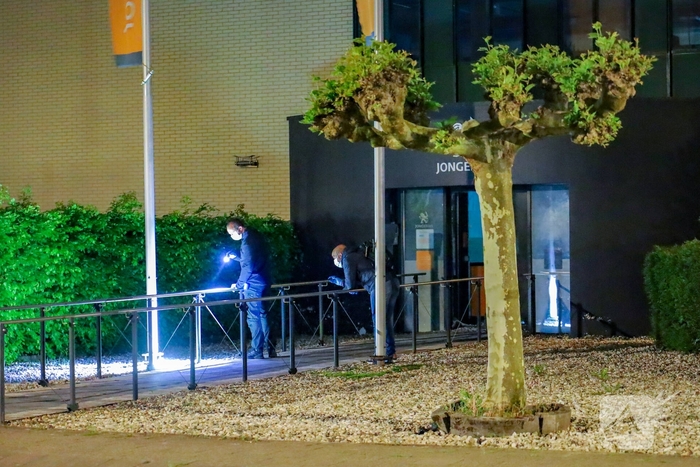 Explosie verwoest toegangspand op industriegebied