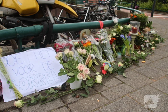 Bloemenzee voor overleden Rosalie (15) bij Leiden Marathon