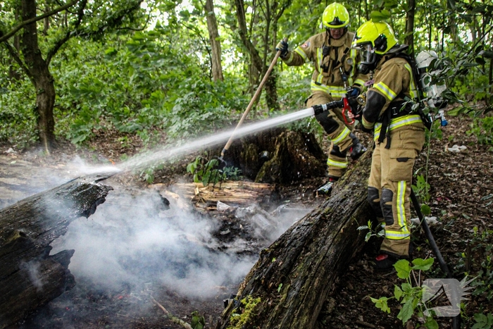 Brand door lachgascilinders veroorzaakt rookontwikkeling