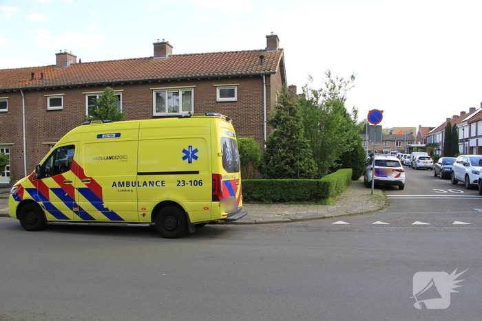 Fietsster gewond na aanrijding met auto