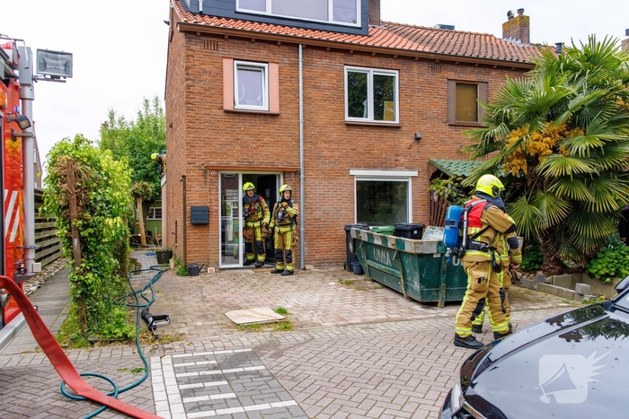 Brand op dak tijdens verbouwing