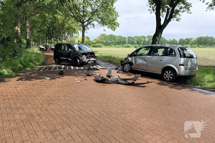 Frontale aanrijding leidt tot gewonde