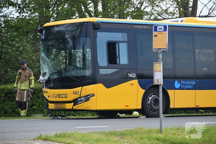 Automobilist raakt zwaargewond bij aanrijding