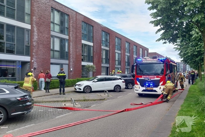 Brand op dak van woning ontdekt
