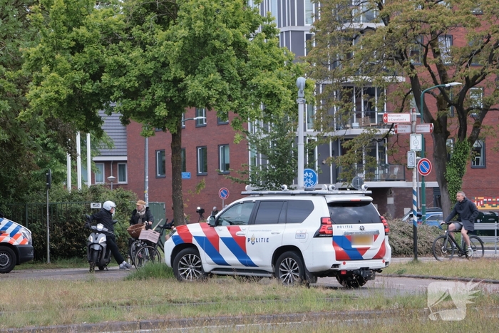 Waterwerper ingezet en veiligheidsrisicogebied na rellen