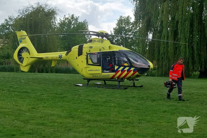 Traumahelikopter landt bij incident in woning