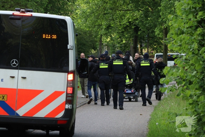 Politie beëindigd demonstratie tegen noodopvang asielzoekers