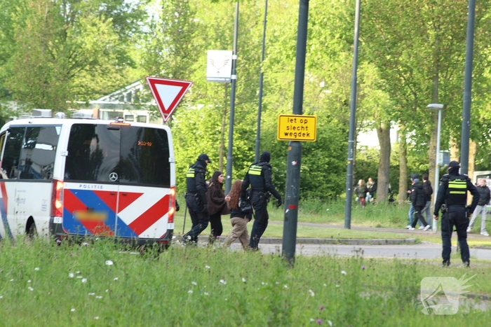 Politie beëindigd demonstratie tegen noodopvang asielzoekers