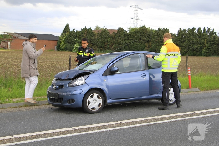 Ongeval met drie voertuigen zorgt voor verkeershinder