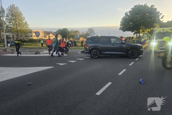 Motorrijder zwaargewond na verkeersongeval