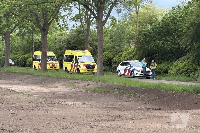 Aanrijding op kruising leidt tot verkeershinder
