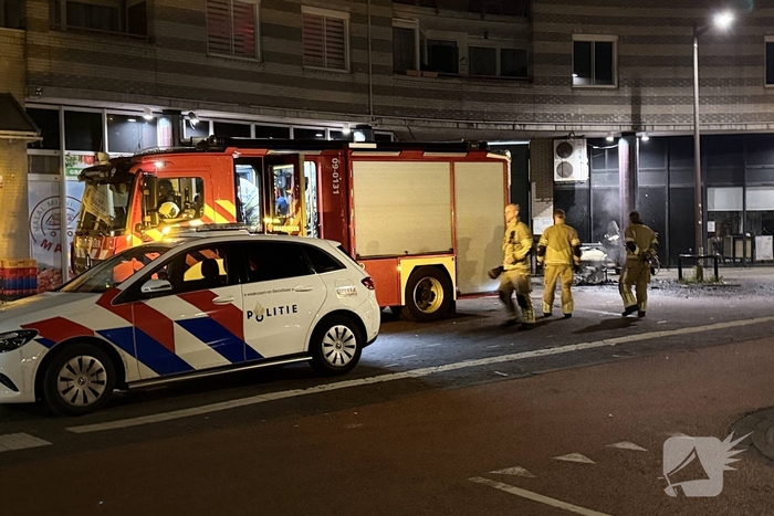 Meubilair in brand bij laad- en losruimte