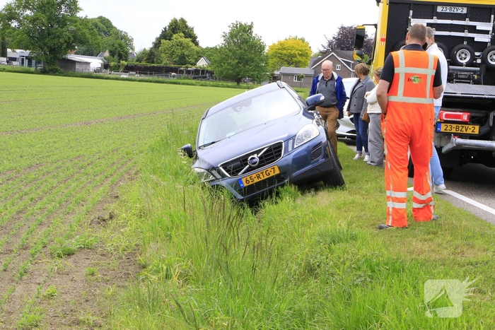 Bestuurder raakt van de weg na black-out