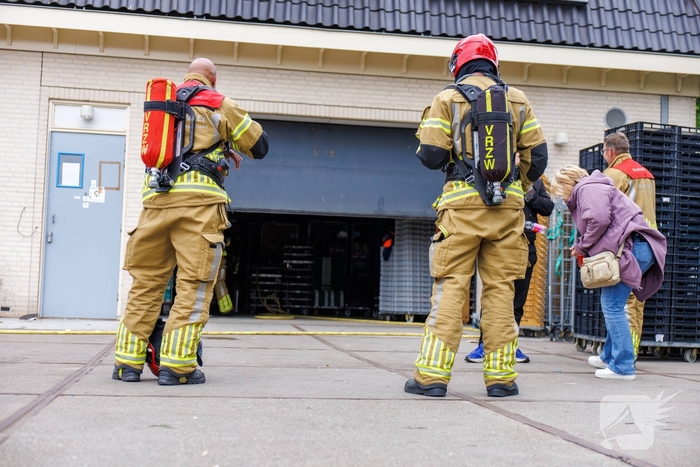 Brand in magazijn van Albert Heijn leidt tot ontruiming
