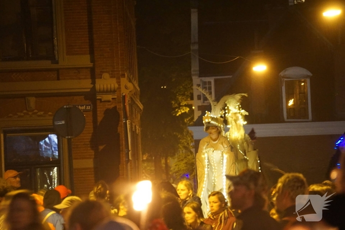 Dolle mina's demonstreren zonder problemen