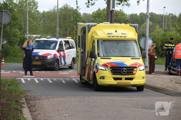 Scooterrijder gewond na aanrijding met automobilist
