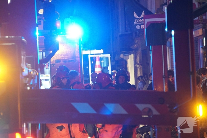 Keukenbrand breidt uit naar dak van pand