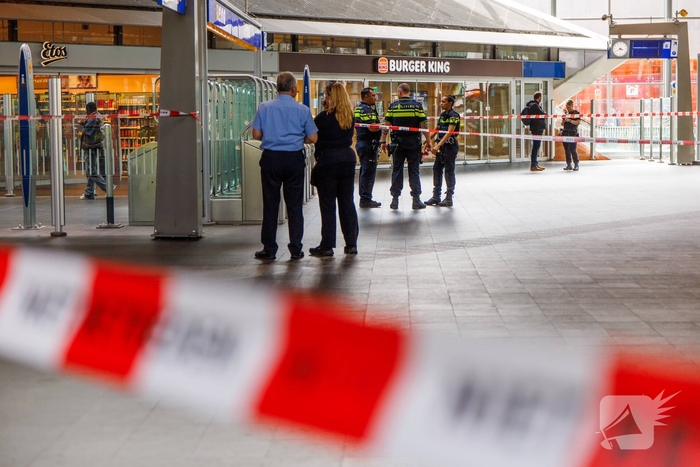 Aanrijding tussen trein en persoon in Amsterdam