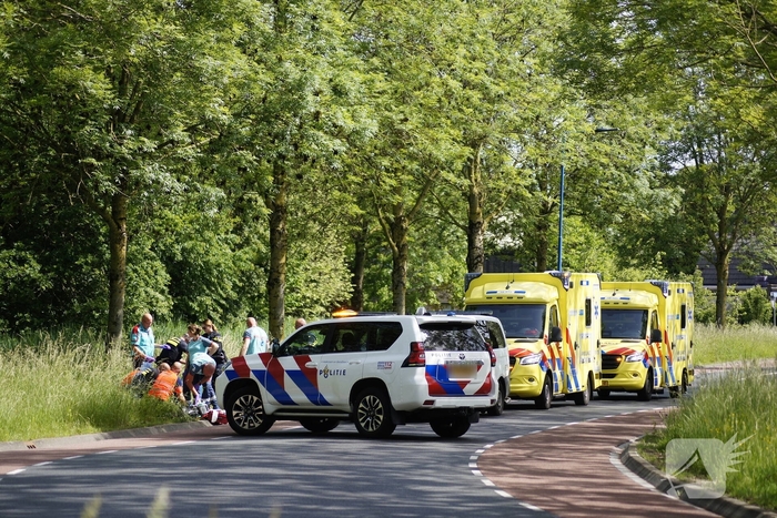 Motorrijder overleden bij botsing tegen lantaarnpaal