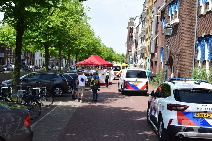 Oudere overleden na te water raken met auto
