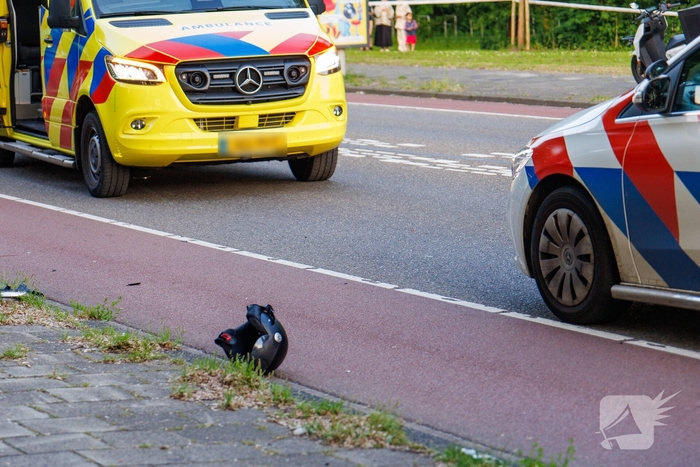 Scooterrijder zwaargewond bij aanrijding